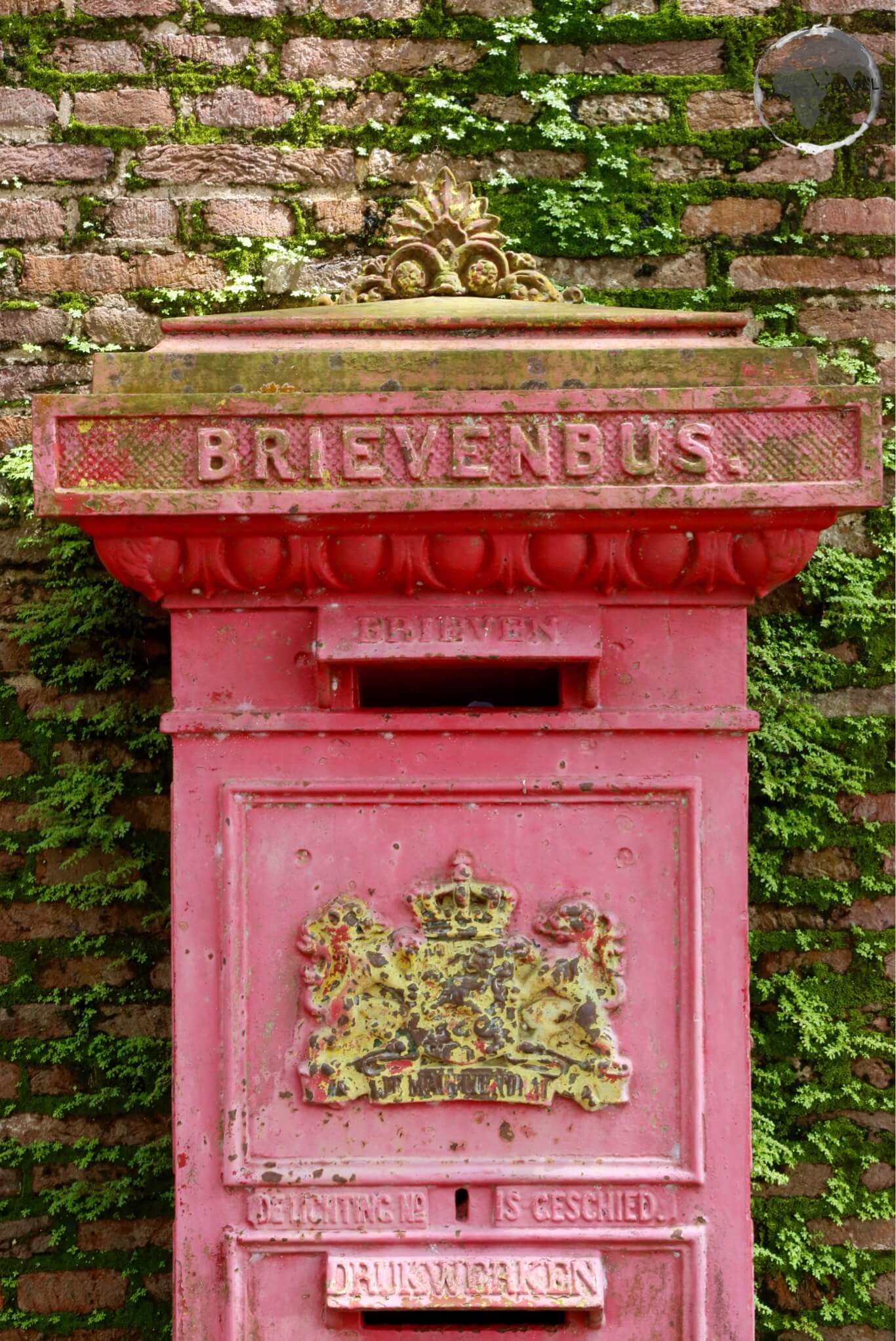 Old Dutch letterbox in Paramaribo. Old Dutch letterbox in Paramaribo.