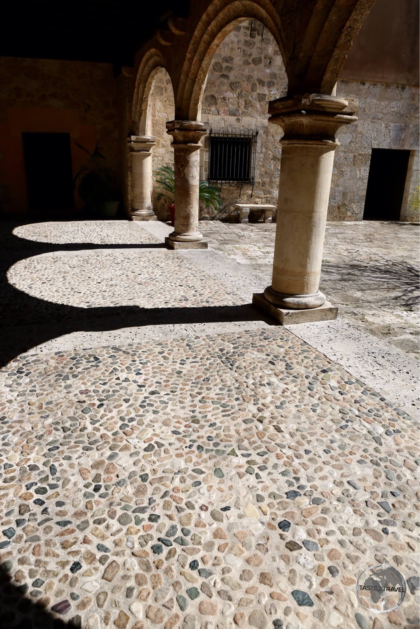 Courtyard of Museo de las Casas Reales in Santo Domingo.