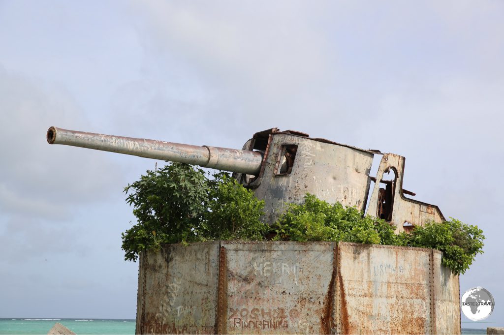 Japanese Artillery installation on Betio Island.