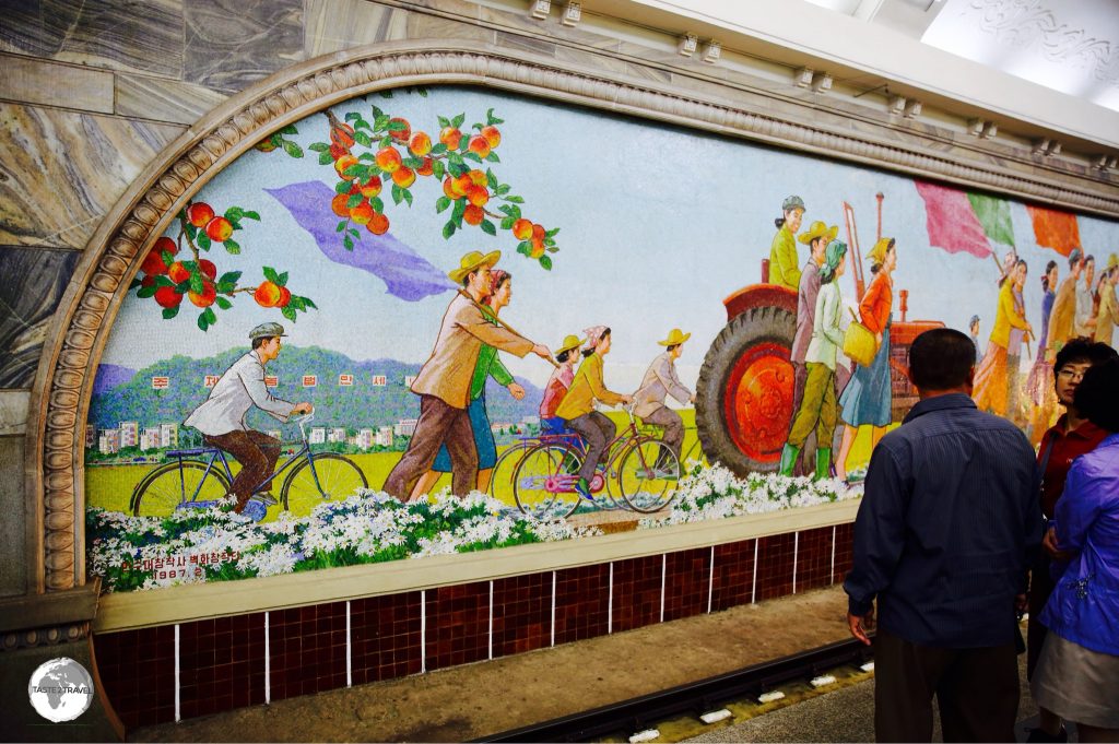 The platforms at Puhung station are adorned with 80 metre long tiled mosaics.