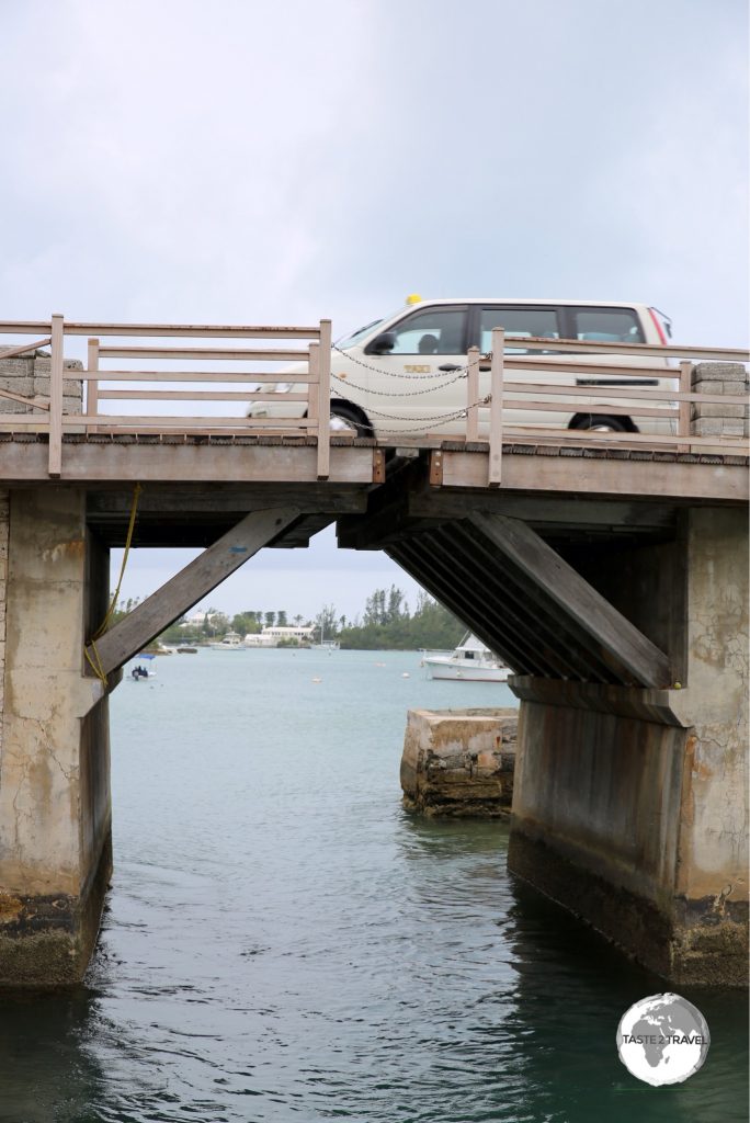 Car crossing Somerset Bridge.