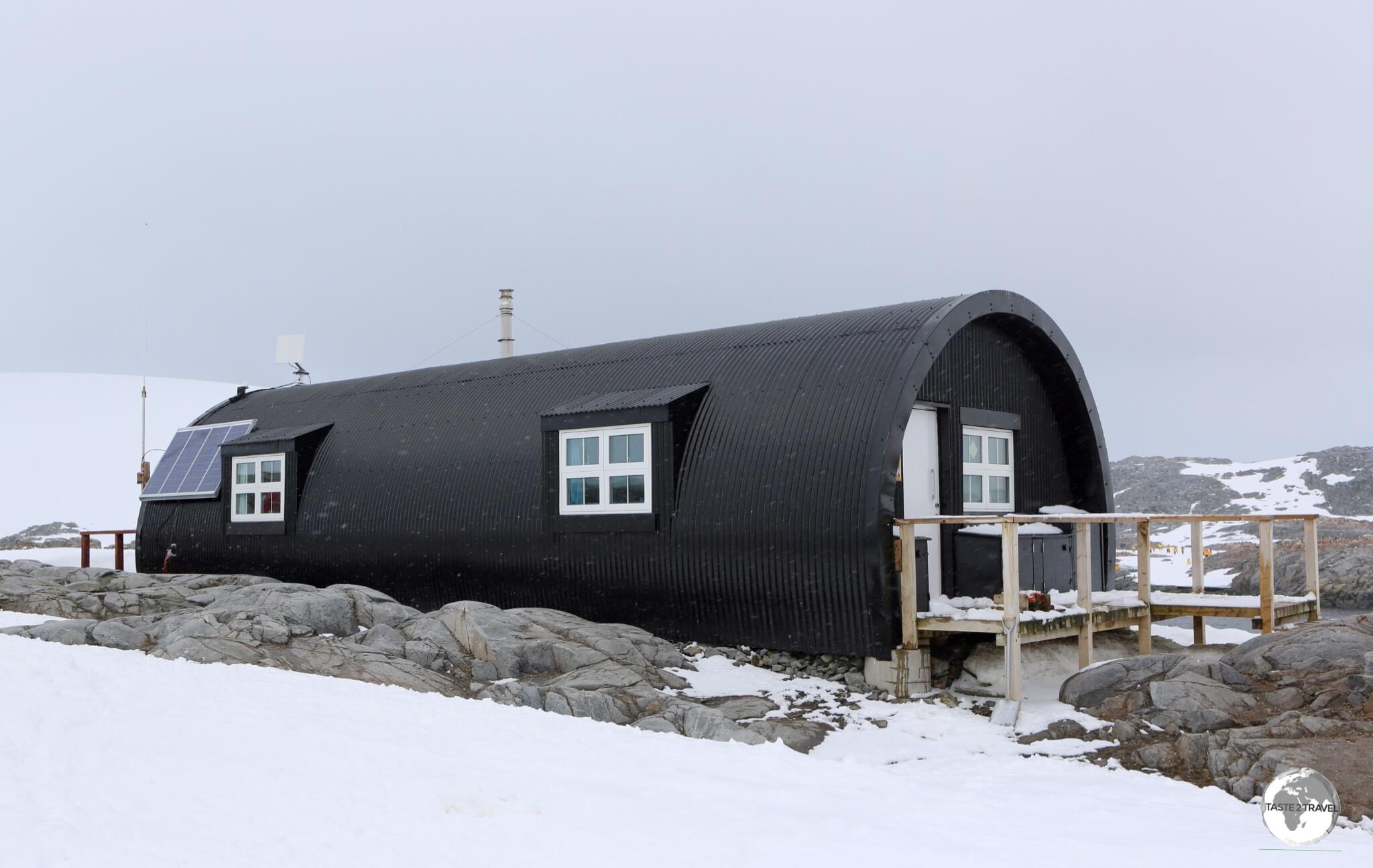 The <i>Nissen</i> hut at Port Lockroy provides accommodation for the four volunteer staff members who operate the base during the summer months.