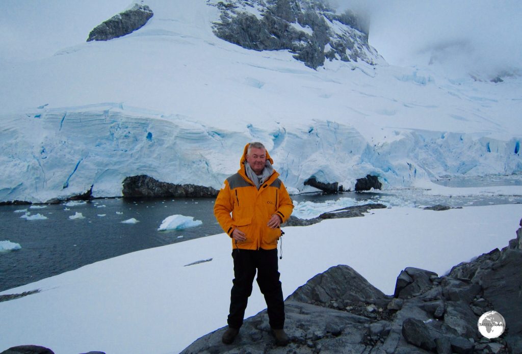 Armed with five different layers of clothing (including my dazzling yellow Quark Expedition jacket), I'm ready for a night of camping under the stars at Leith Point, Antarctica - a spectacular setting for a campsite.