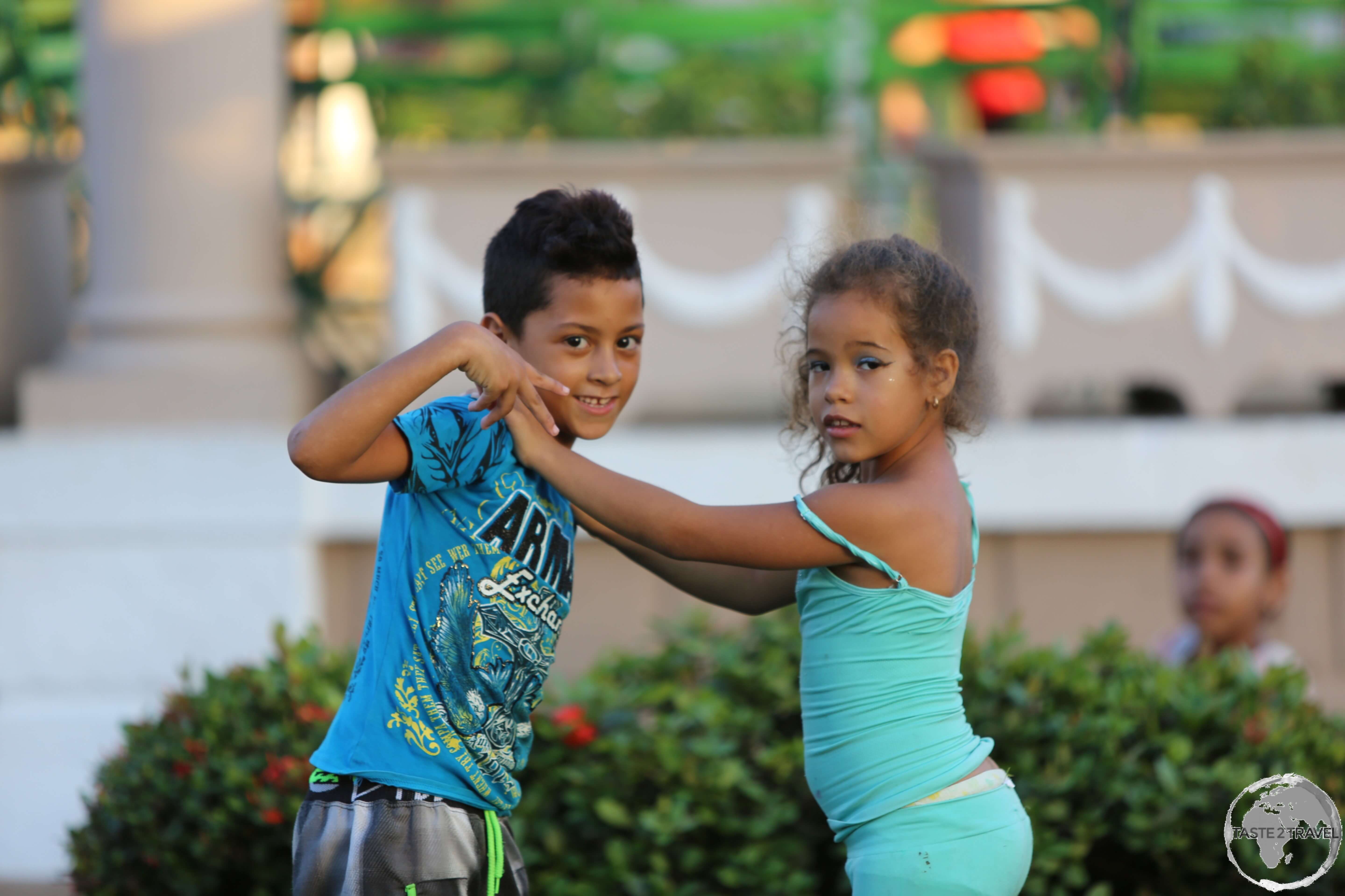 Children playing in <i>Plaza José Martí</i> in Cienfuegos.