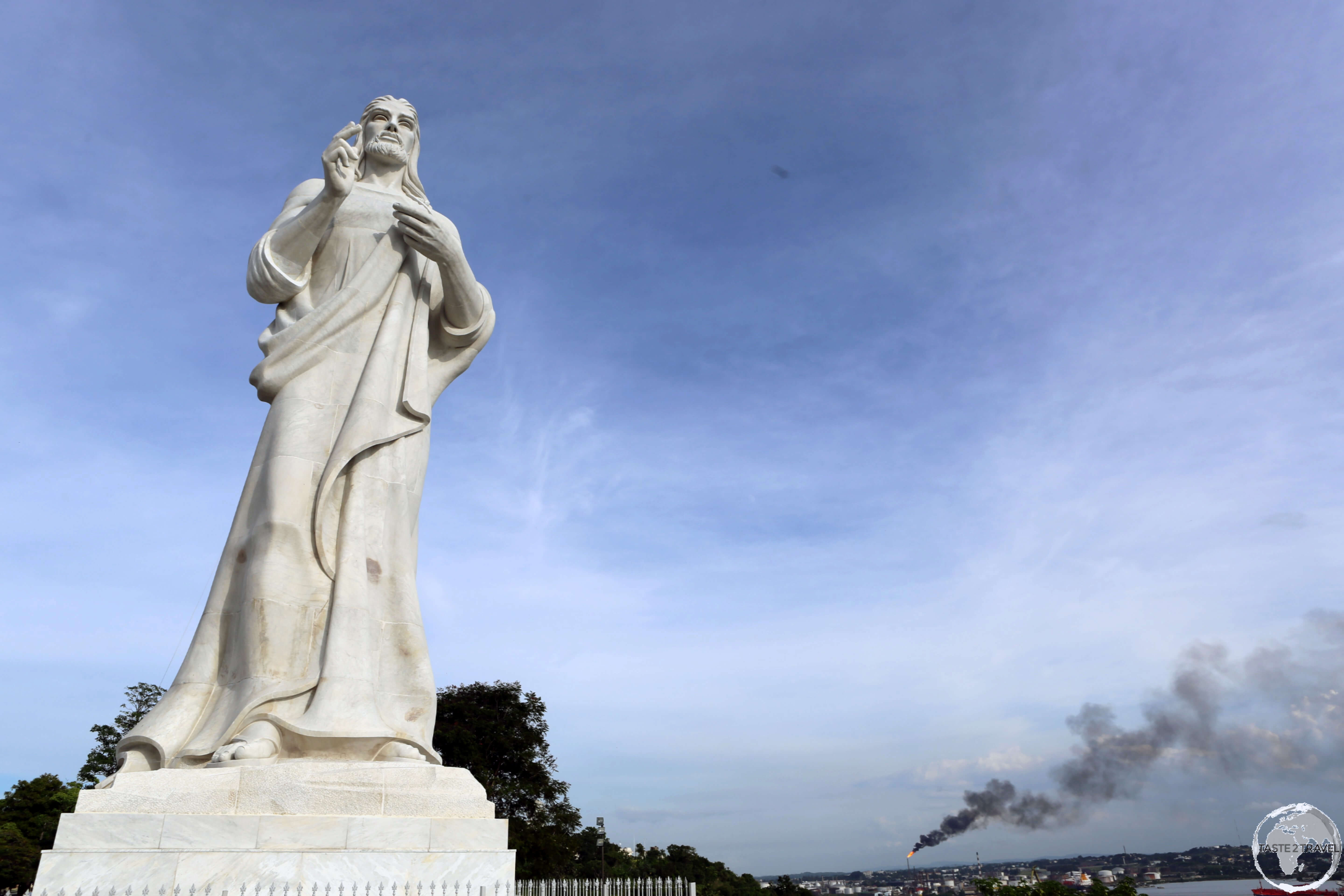 Overlooking Havana bay, the 20-m high, 350-ton, <i>Cristo de La Habana</i> is carved from Italian Carrara marble.