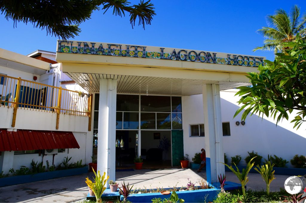 The only hotel on Tuvalu - the (maybe 2-star) Funafuti Lagoon hotel.