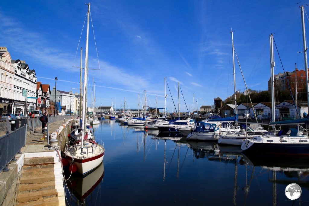 The very pleasant Douglas Marina and Quayside is lined with restaurants, bars and cafes.