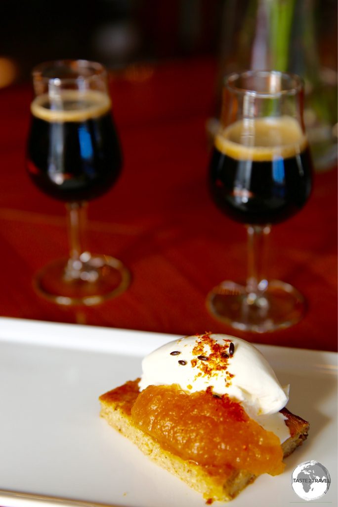 An Åland pancake paired with two different stouts at the Stallhagen brewery.