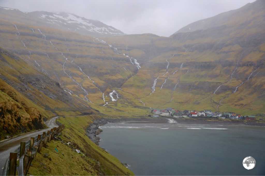 A view Tjørnuvík village.