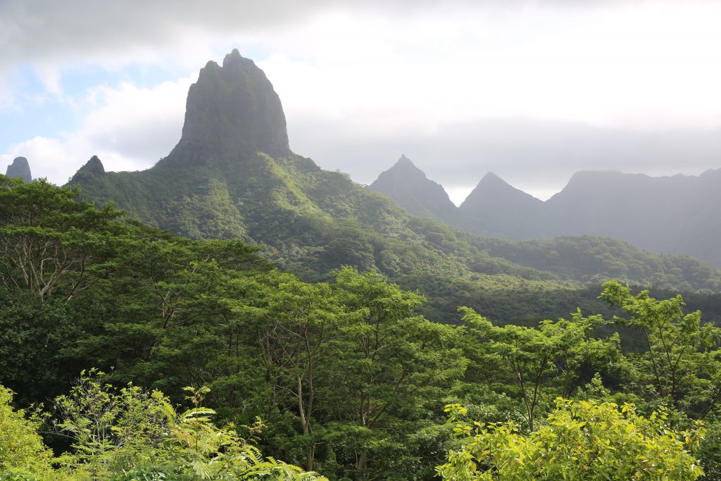 Created by ancient volcanoes, Moorea is incredibly rugged and beautiful.Created by ancient volcanoes, Moorea is incredibly rugged and beautiful.