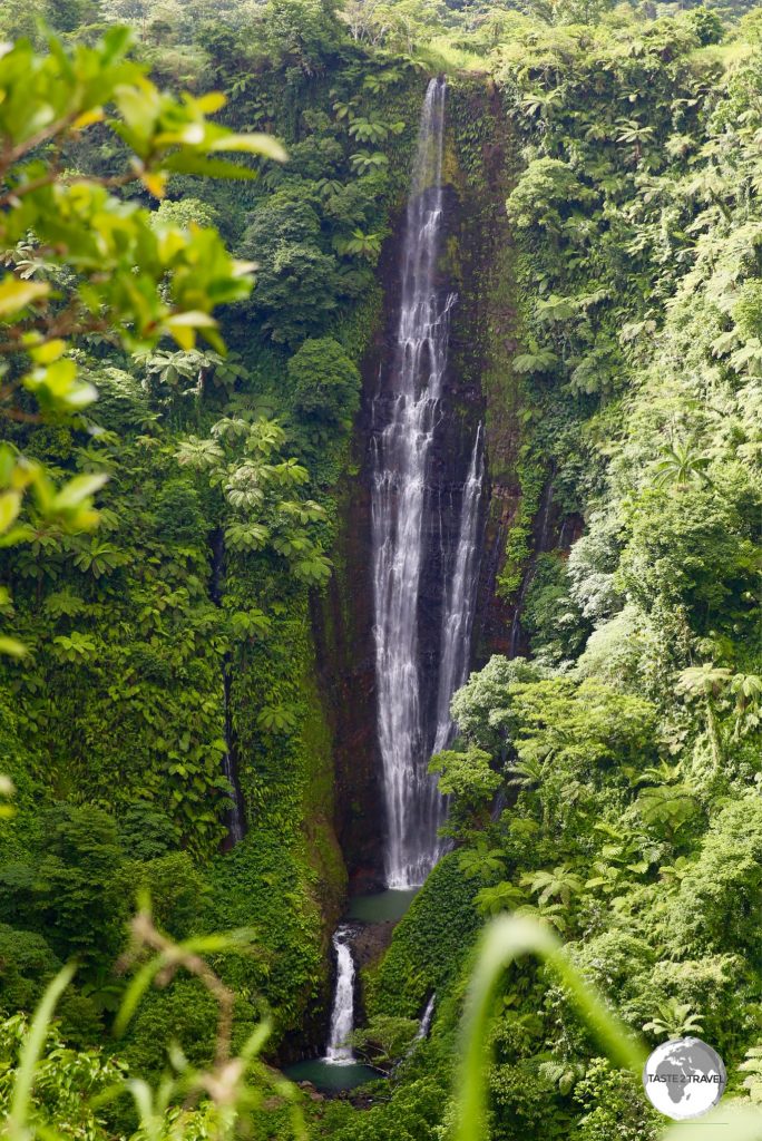 The 100 metre high Papapapaitai Falls.