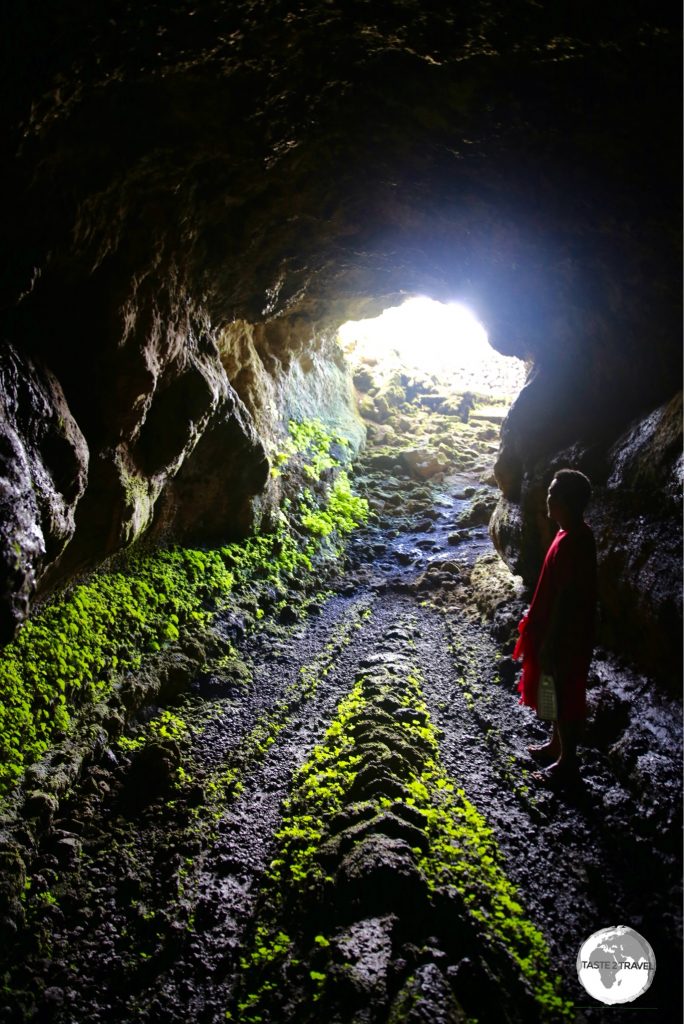 PeaPea Cave is a lava tube which is apparently 1 km in length.