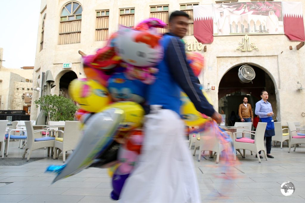 A balloon vendor at Souk Waqif.