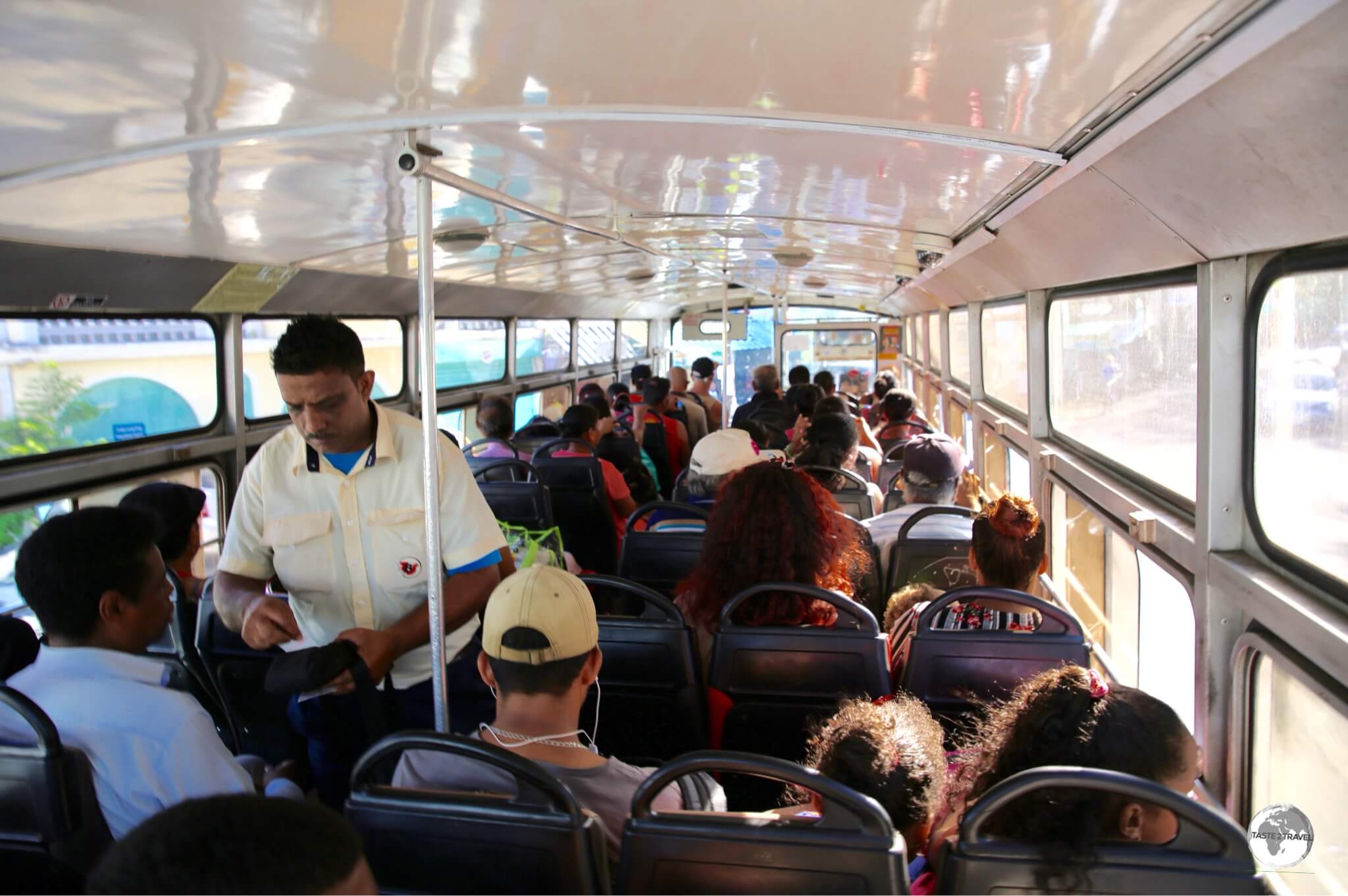 Mauritius Travel Guide: Bus fares in Mauritius are always paid to the conductor.