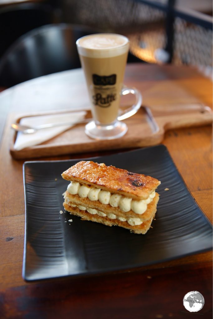 A cafe latte and an amazing 'mille-feuille' at Cafe de la Presse.