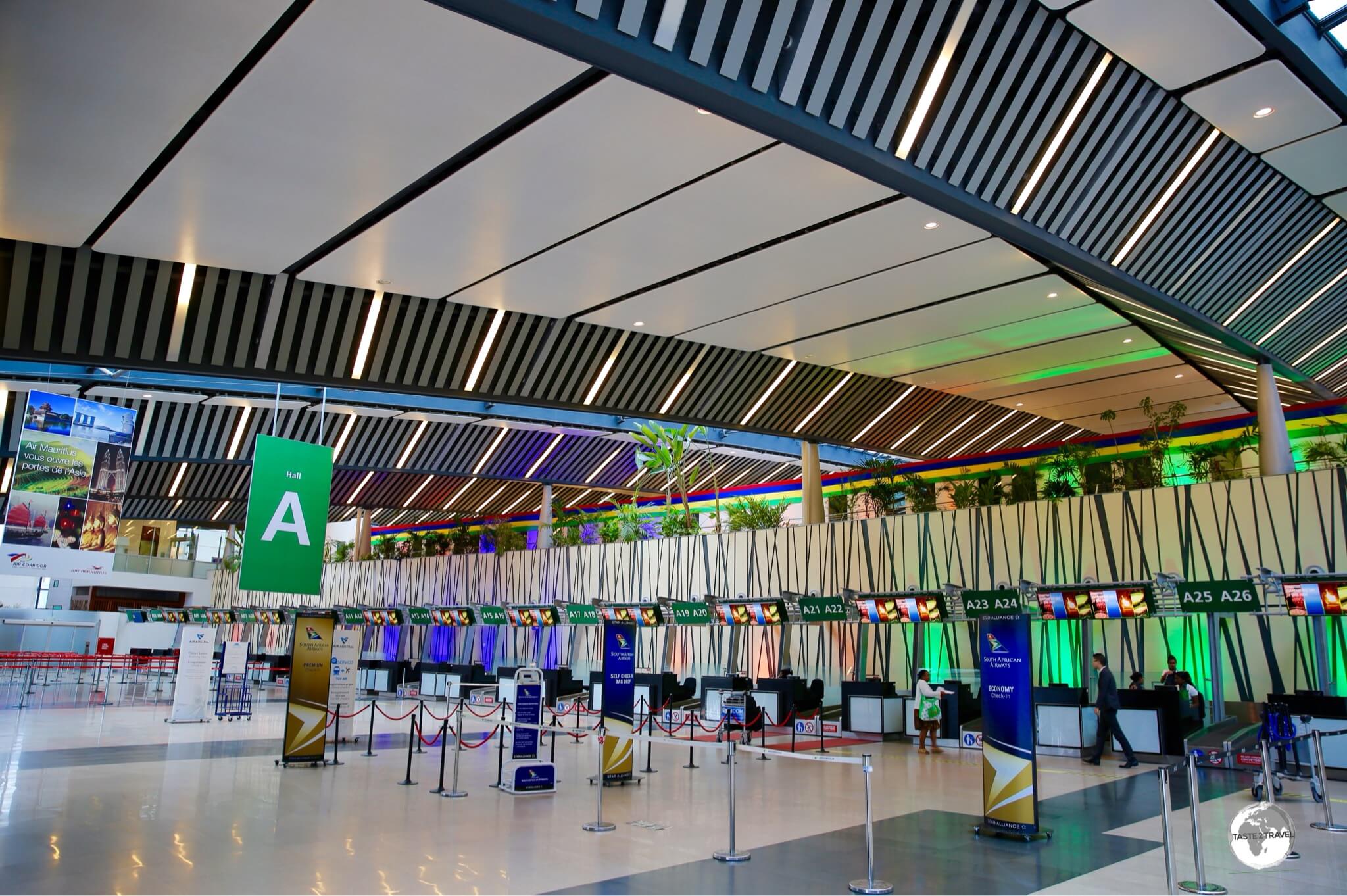 Mauritius Travel Guide: The departure hall of Sir Seewoosagur Ramgoolam International Airport.