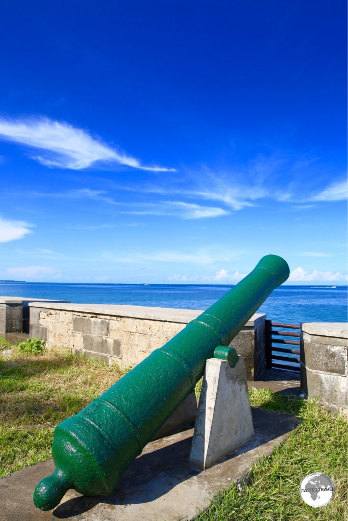 A French canon at Devil’s Point.