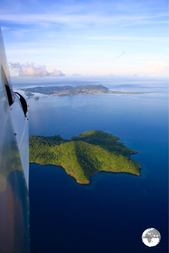 Flying over the island of Chissioua Mbouzi, en-route back to the airport.