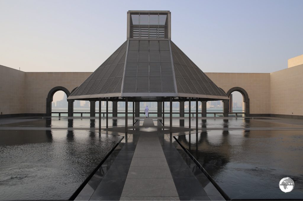 The exterior courtyard of the MIA includes arches and water features, both of which are central to Islamic design,