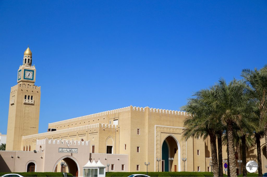Located on the waterfront, historic Al Seif Palace is one very large,vacant palace.