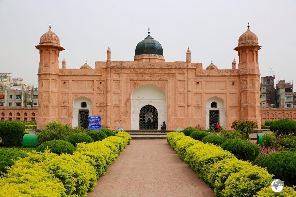 Lalbagh Fort is one of the main attractions in Dhaka.