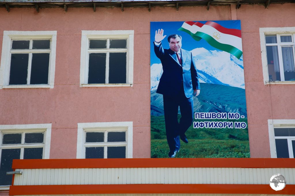 A government building in Panjakent, featuring an (obligatory) image of President Emomali Rahmon.