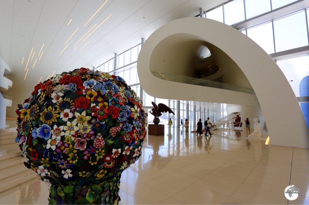 Curved spaces inside the centre have allowed for the creation of separate exhibition spaces.