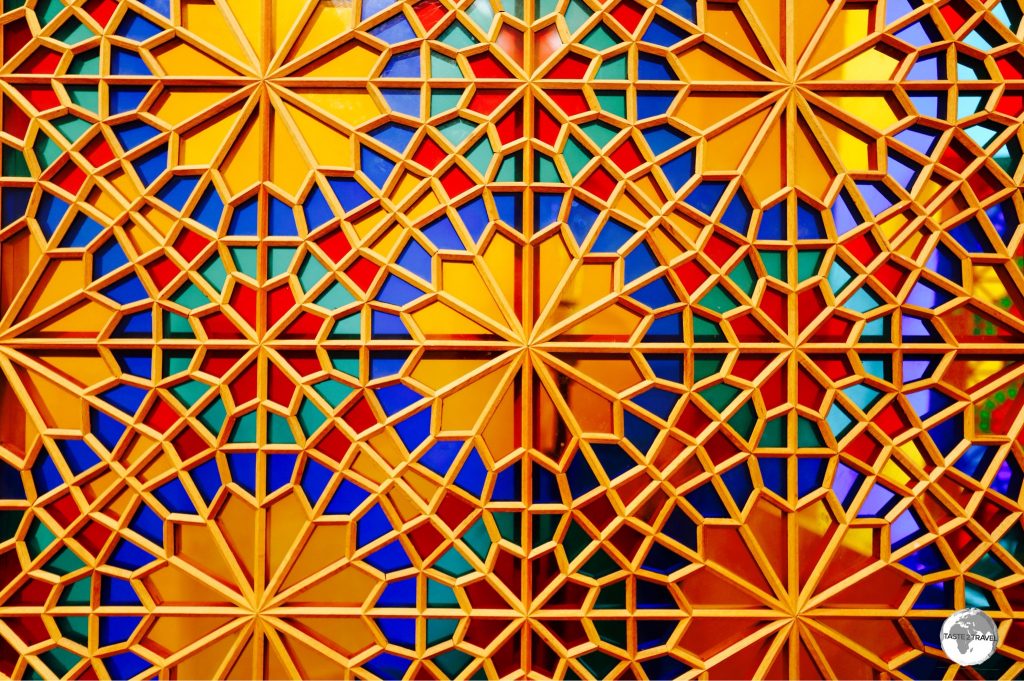 A fine example of the craft of ‘Shebeki’, a window pane made of coloured glass and wood, all held together without nails or glue.