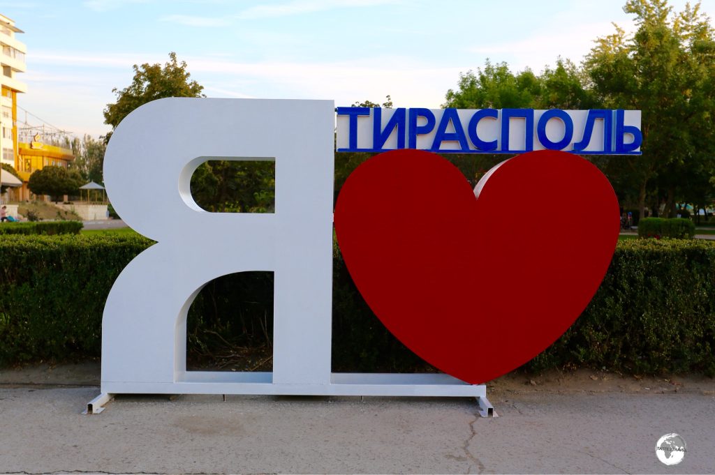 ‘I Love Tiraspol’ in Cyrillic.