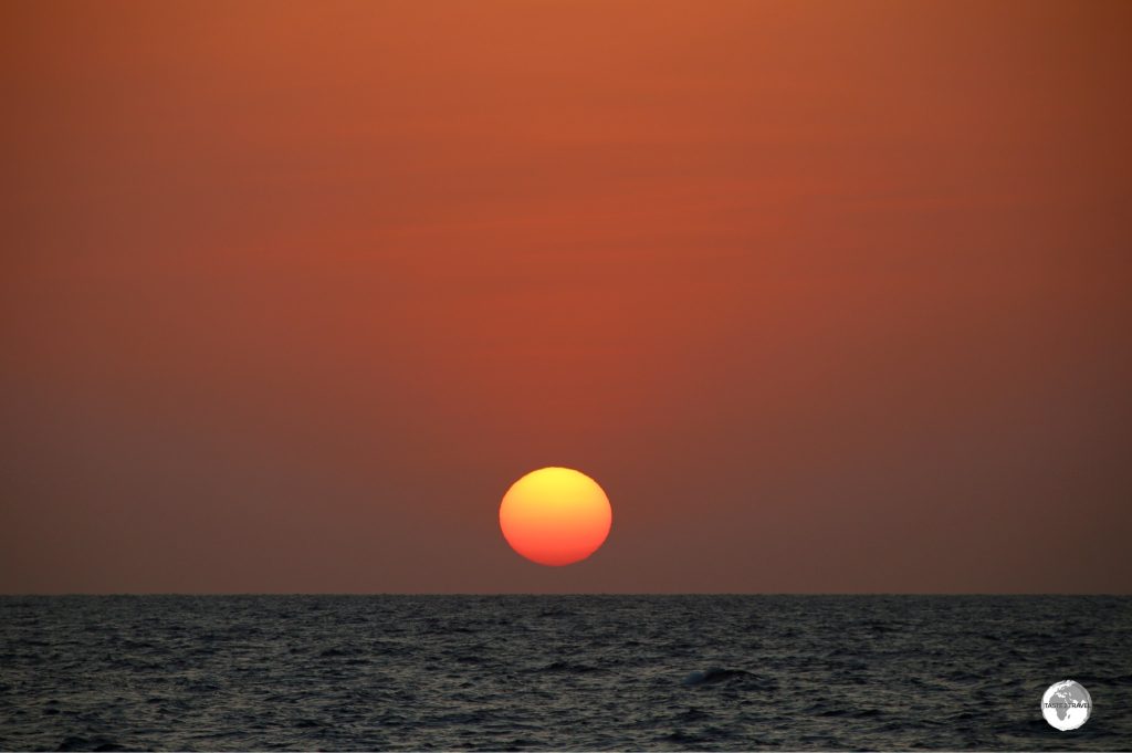 Stunning, daily sunsets over the Red Sea are guaranteed from the Corniche in Jeddah.