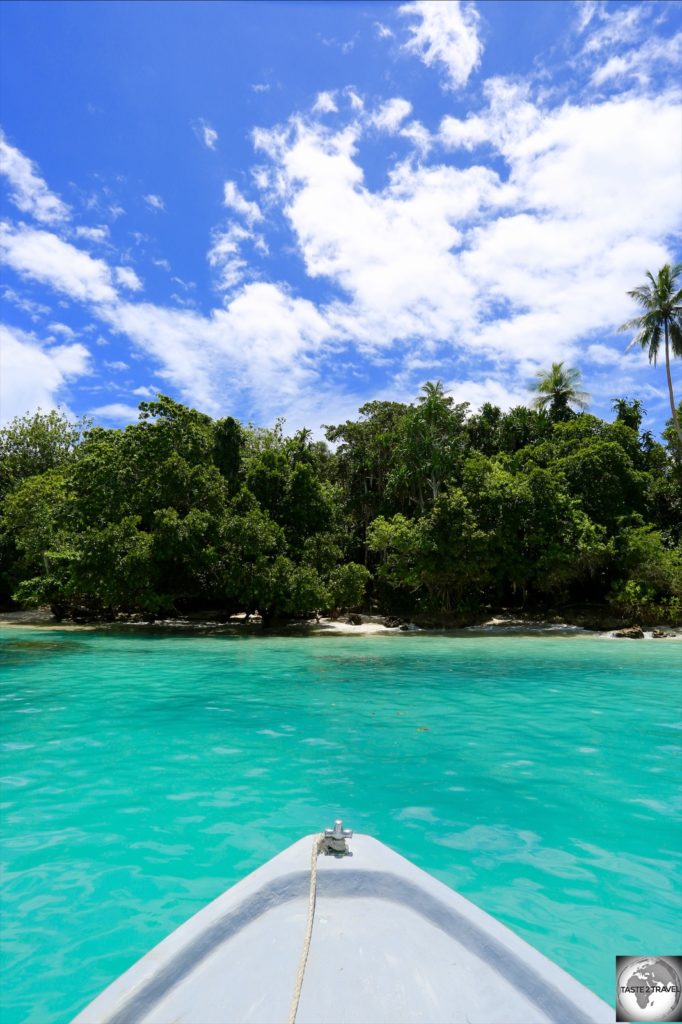 The turquoise waters of Pig island provided the ideal location for our surface interval between dives.