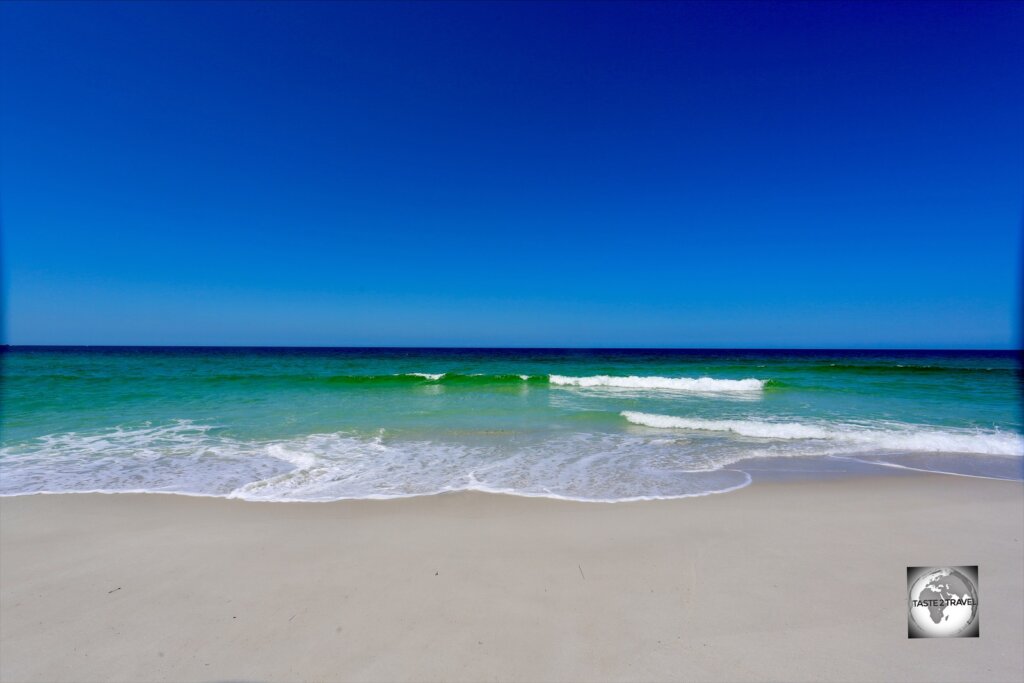 A fine, white-sand beach at The Bay of Fires, a highlight of the east coast of Tasmania.