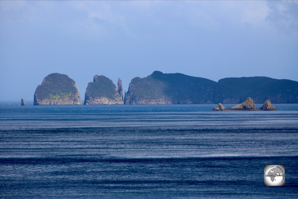 A view of the Tasman sea and Cape Hauy from the Tasman peninsula.