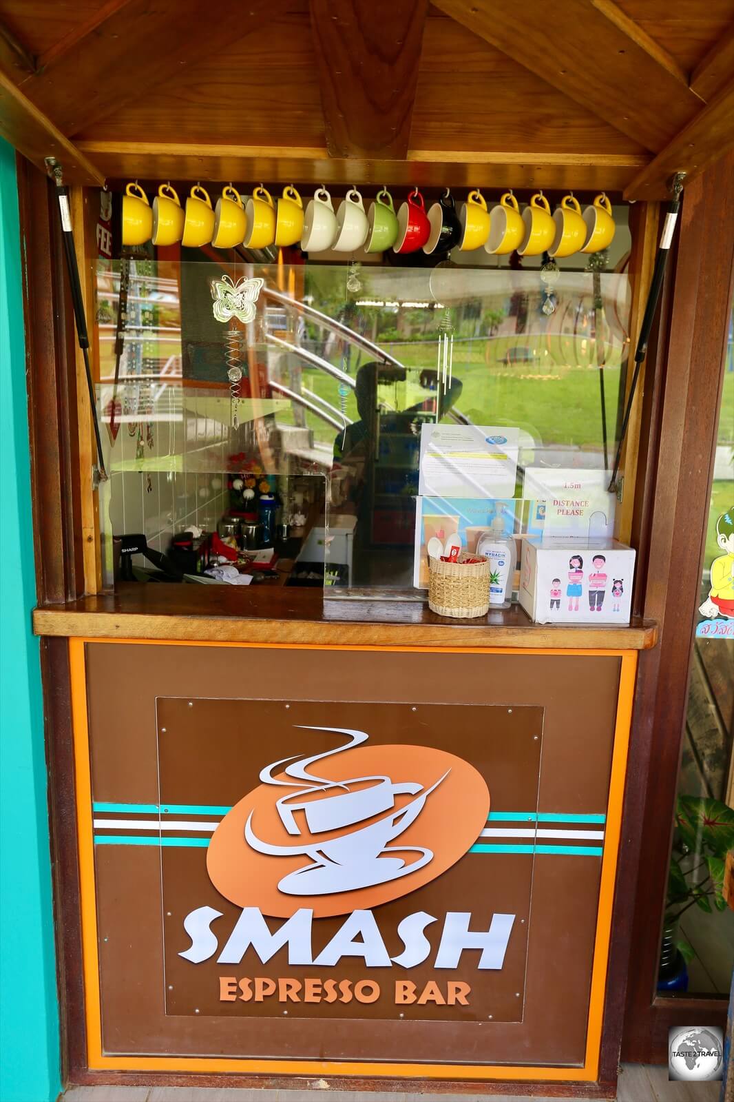 The take-away window at <i>Smash Espresso bar</i>.