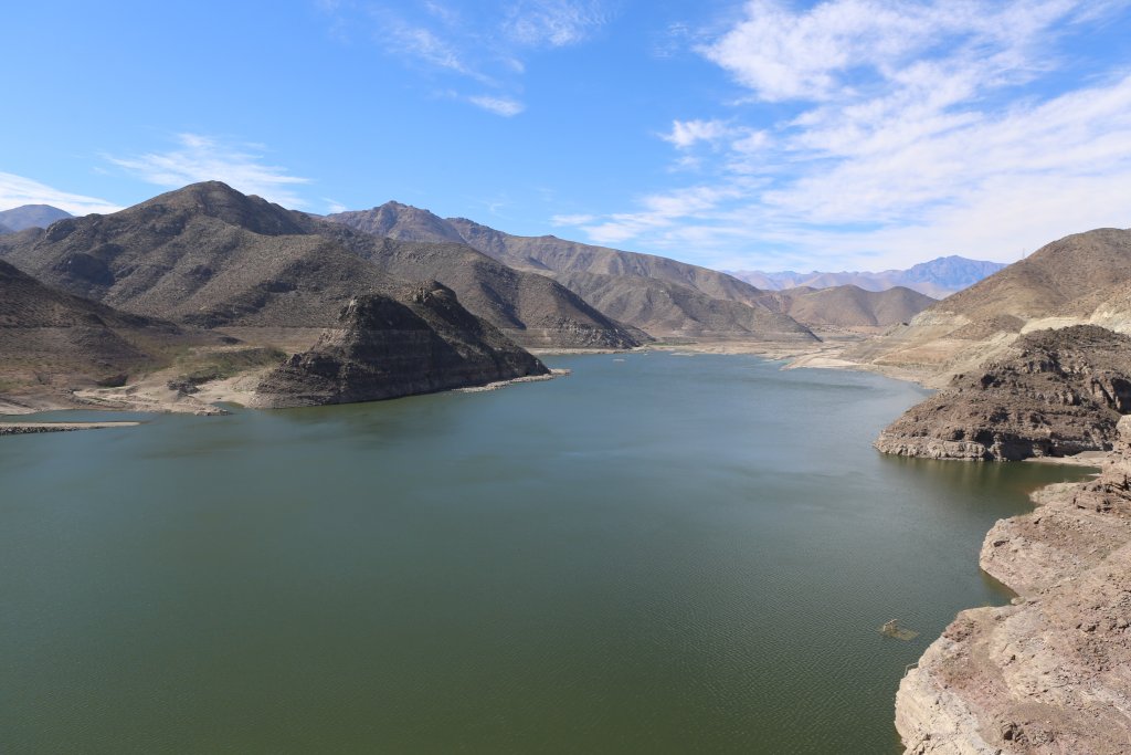 Puclaro is an artificial lake created by a dam on the Elqui River, 40 km east of the city of La Serena, northern Chile.