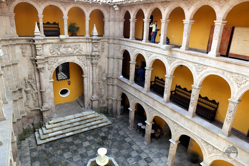 The courtyard of the 'Museo Nacional de Arte' (National Museum of Art), which is housed in the Palacio Diez de Medina in La Paz, Bolivia.