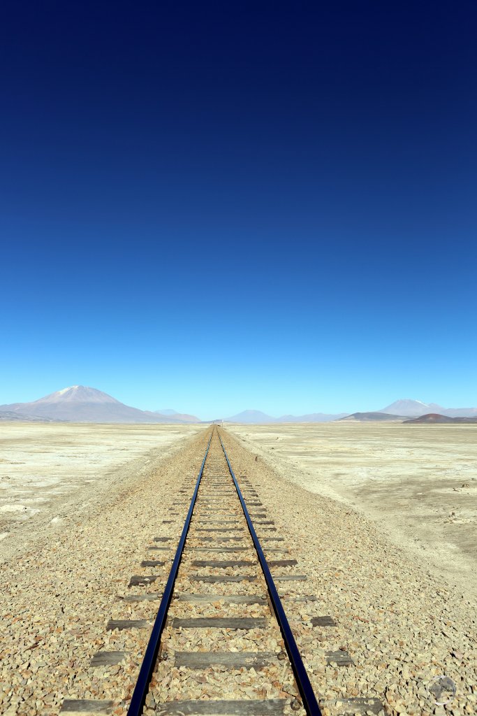 Stretching across the Salar de Uyuni, the 'Ferrocarril de Antofagasta a Bolivia' connects a landlocked Bolivia to the Chilean port city of Antofagasta, which was formerly a part of Bolivia.
