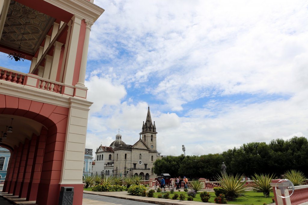 A view of the Amazon theatre, the Largo de São Sebastião (plaza) and the Escritório Paroquial de São Sebastião (church) in downtown Manaus.