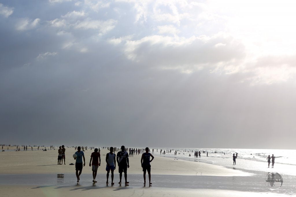 The never-ending, Praia de Araçagi, (Araçagi beach) is located a short drive from downtown São Luis, Maranhão state.
