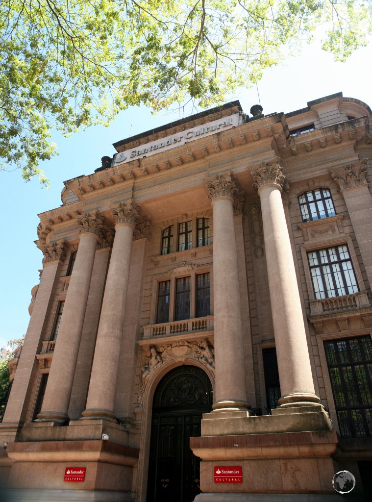 A prominent cultural institution, the imposing Santander Cultural Centre is one of Porto Alegre's leading arts and entertainment venues.