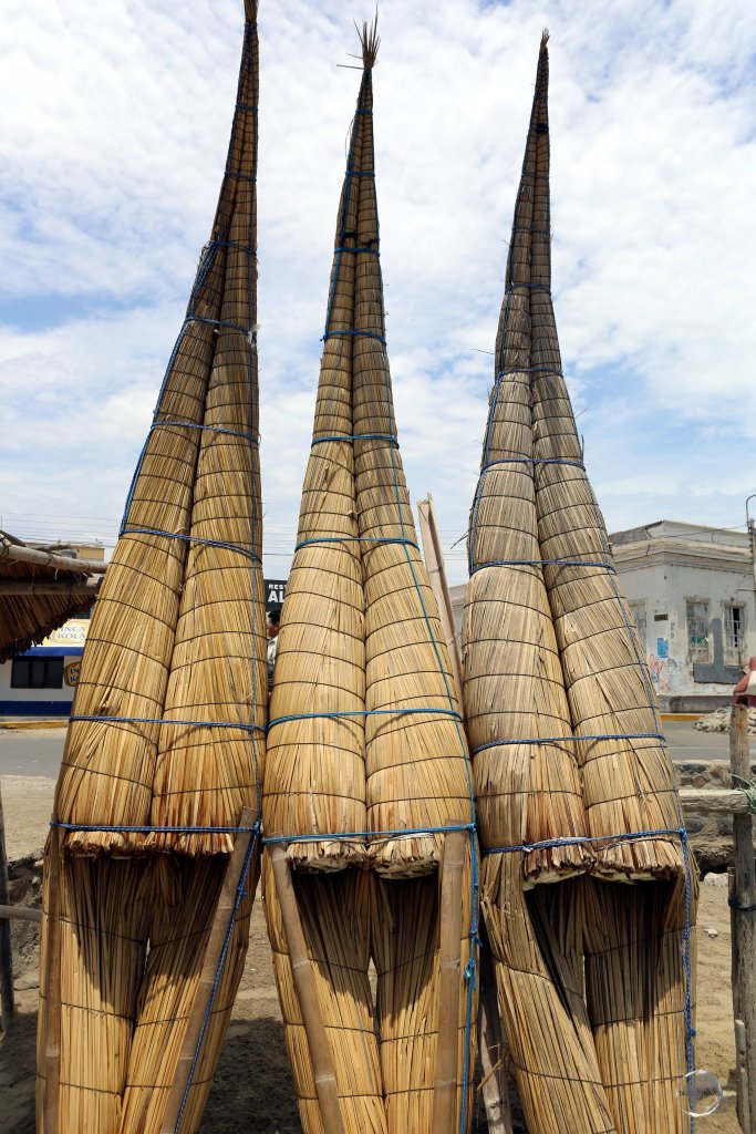 Located 8 km north-west of Trujillo, the coastal fishing village of Huanchaco is famed for its 'Caballito de Totora' (Little Horse of Totora), a reed raft which dates from ancient times.