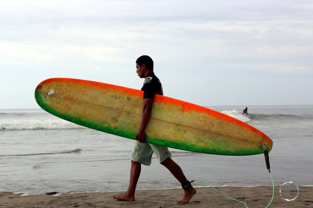 Located on Peru's northwest coast, Máncora is a popular place for Peruvian surfers!