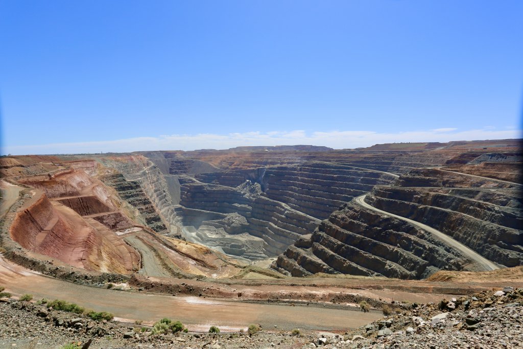 A panoramic view of the 'Super Pit', a very large gold mine in Kalgoorlie.