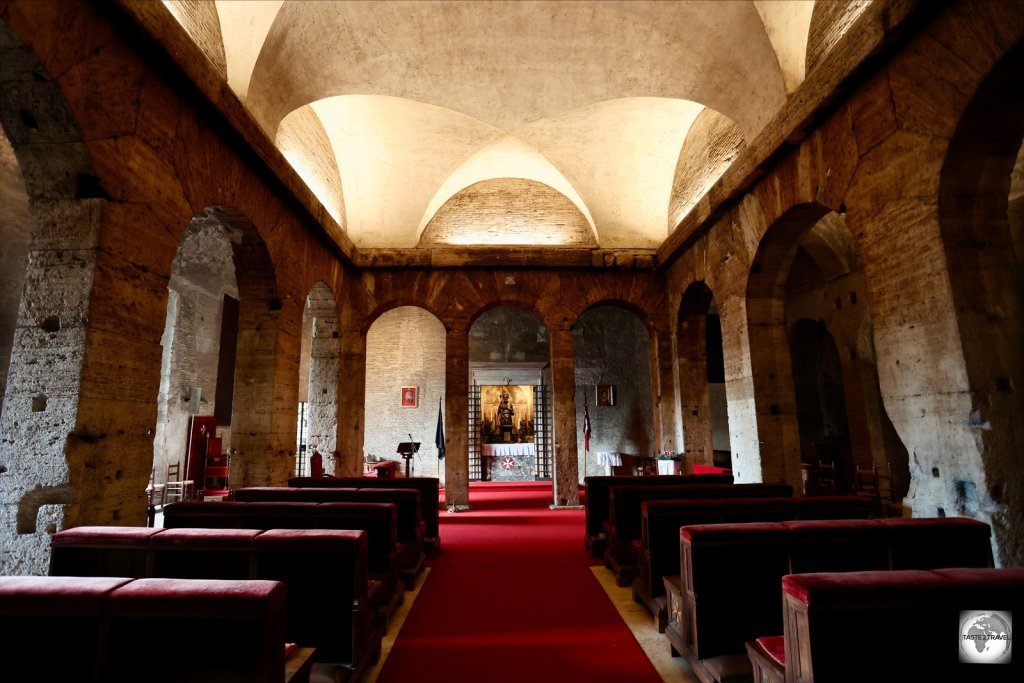 A view of the Palatine Chapel of Saint John the Baptist of the Knights of Rhodes inside the Casa dei Cavalieri di Rodi.