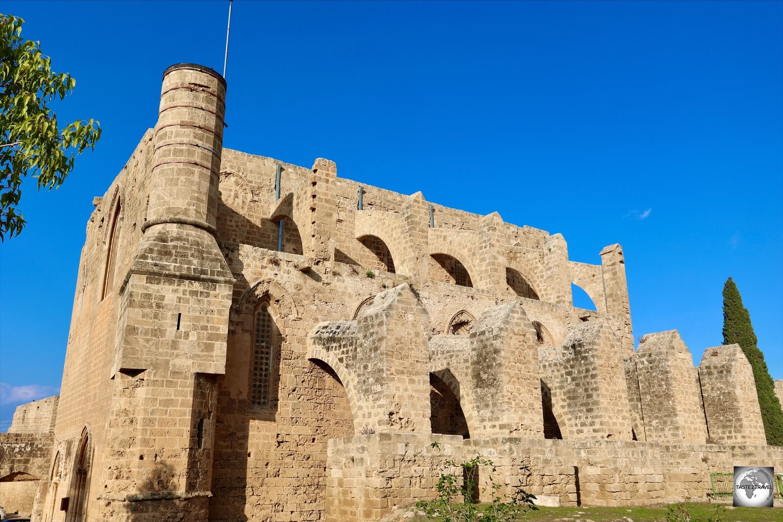 Due to its height, the walls of the Sinan Pasha Mosque (Saint Peter and Paul Church) are supported by flying buttresses.