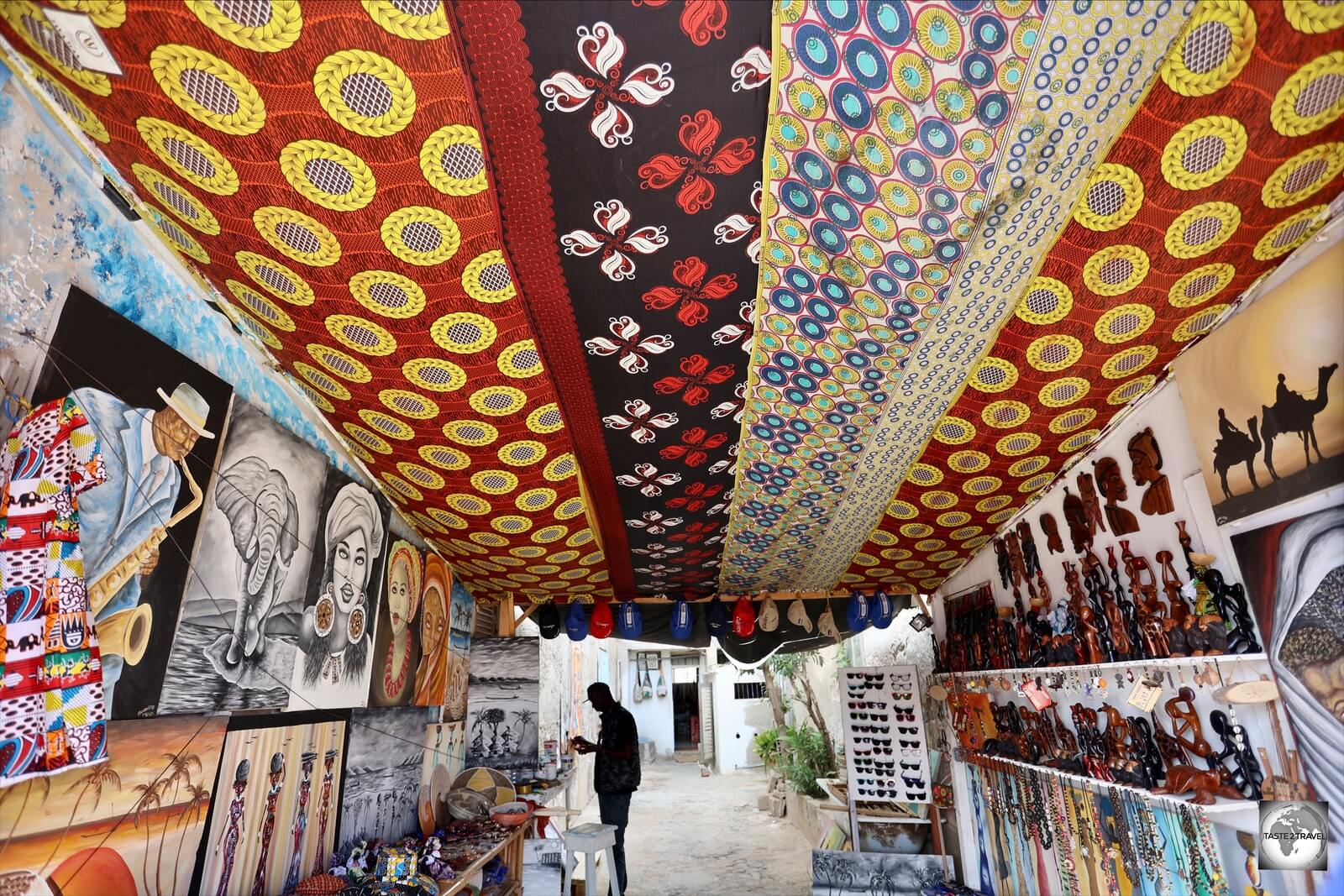 A souvenir shop in Sal Rei, one of many such shops runs by West African migrants.