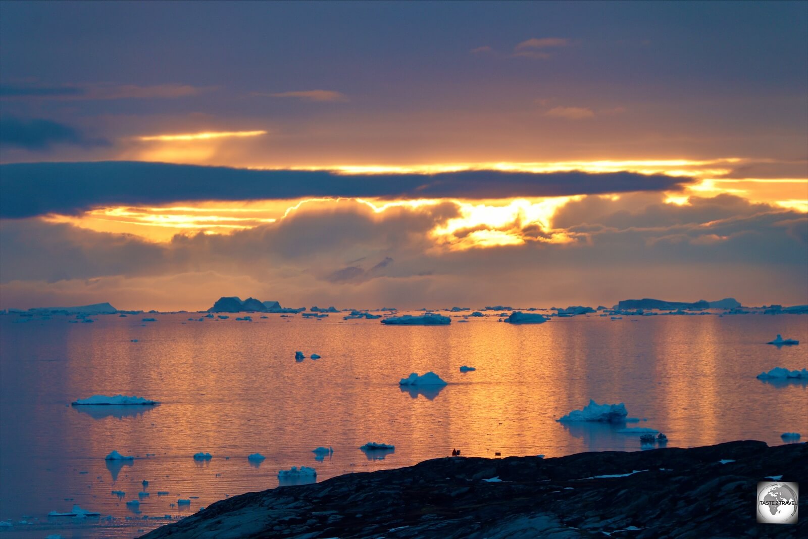 The midnight sun over Disko Bay, Ilulissat.