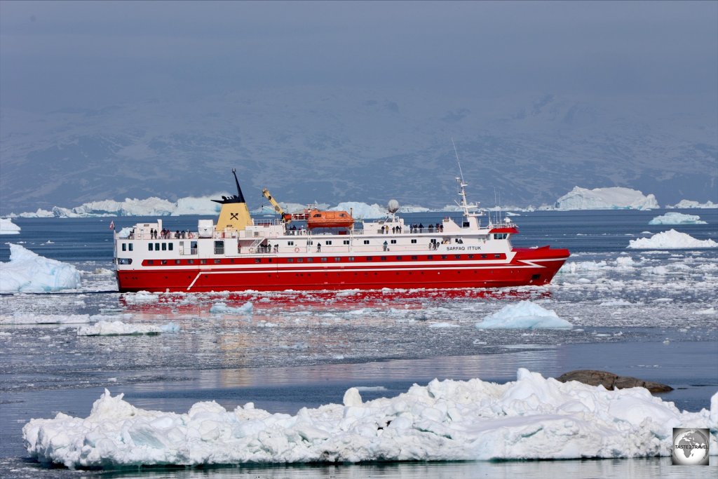 The Sarfaq Ittuk passenger ship arriving in Ilulissat.