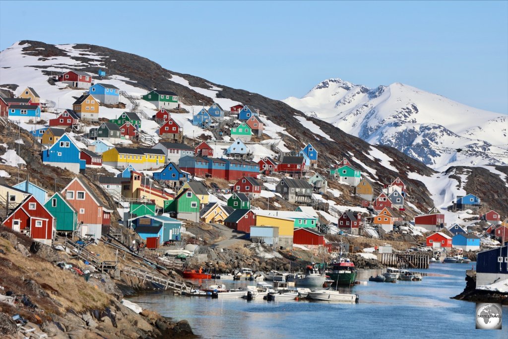 The tiny settlement of Kangaamiut is one of eleven ports served by the Sarfaq Ittuk.