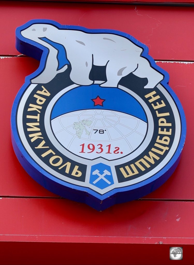The logo of the Arktikugol company which operates the town of Barentsburg.